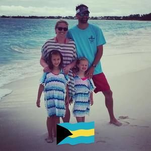 Meet your Posher, Leslie